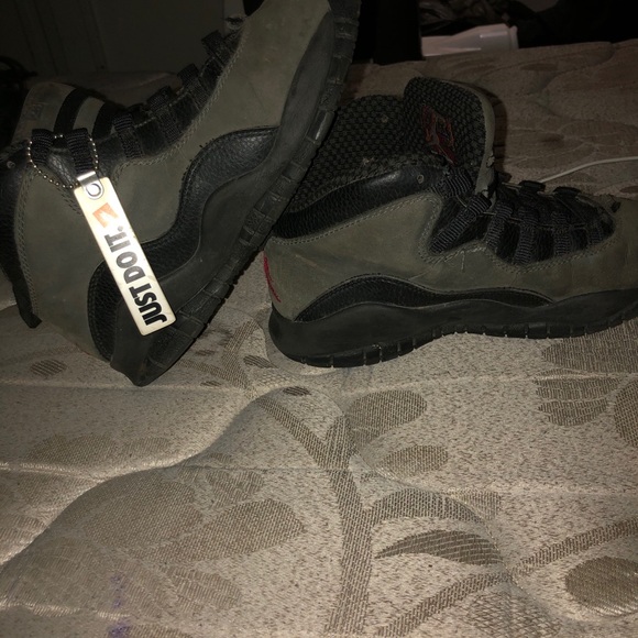 Jordan 10s - Picture 3 of 4
